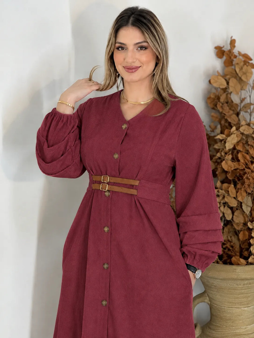 Robe Velours Signature – Élégance & Raffinement
