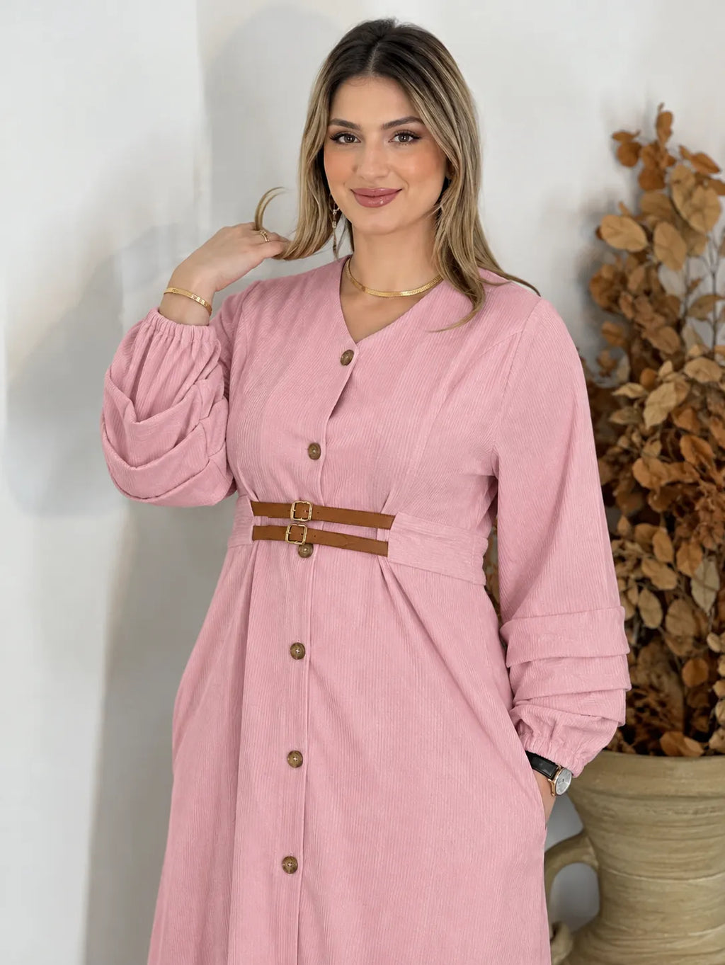 Robe Velours Signature – Élégance & Raffinement